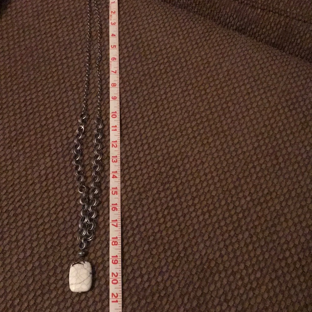 Silver link necklace with stone pendant